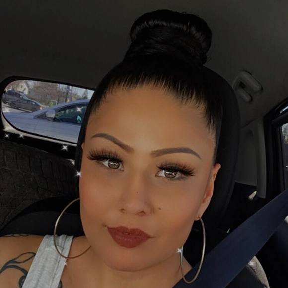 Meet your Posher, Chantal - Picture 1 of 1